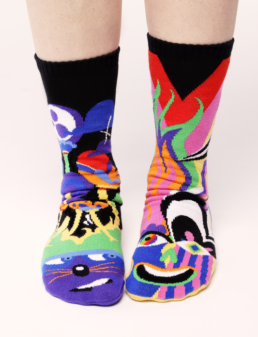 ADULT SHY & OUTGOING SOCKS-0
